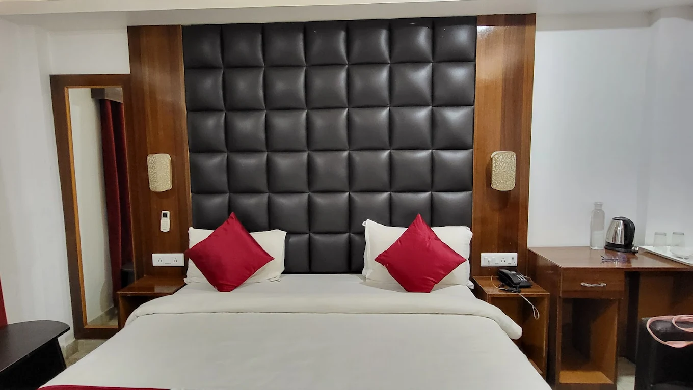 AT Villa Executive Room.webp